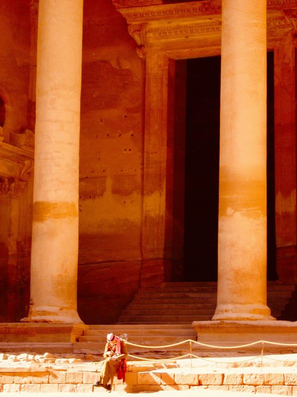 Comment organiser une visite des temples anciens de Petra, Jordanie?